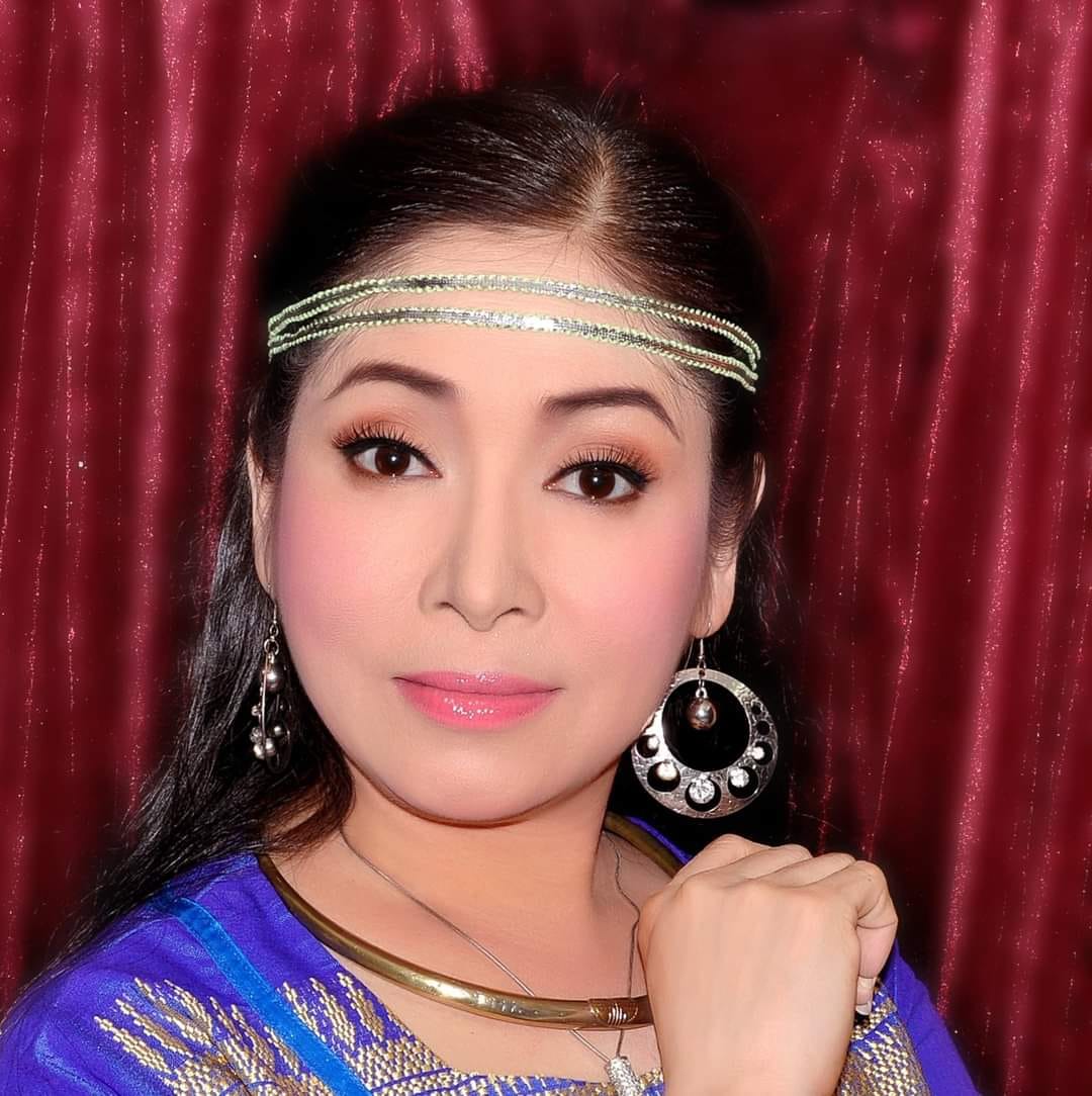 Nữ NSƯT sở hữu nhà mặt tiền vài chục tỷ đồng ở Quận 7, nhiều tài tử theo đuổi nhưng cưới chồng kém tiếng - Ảnh 2.