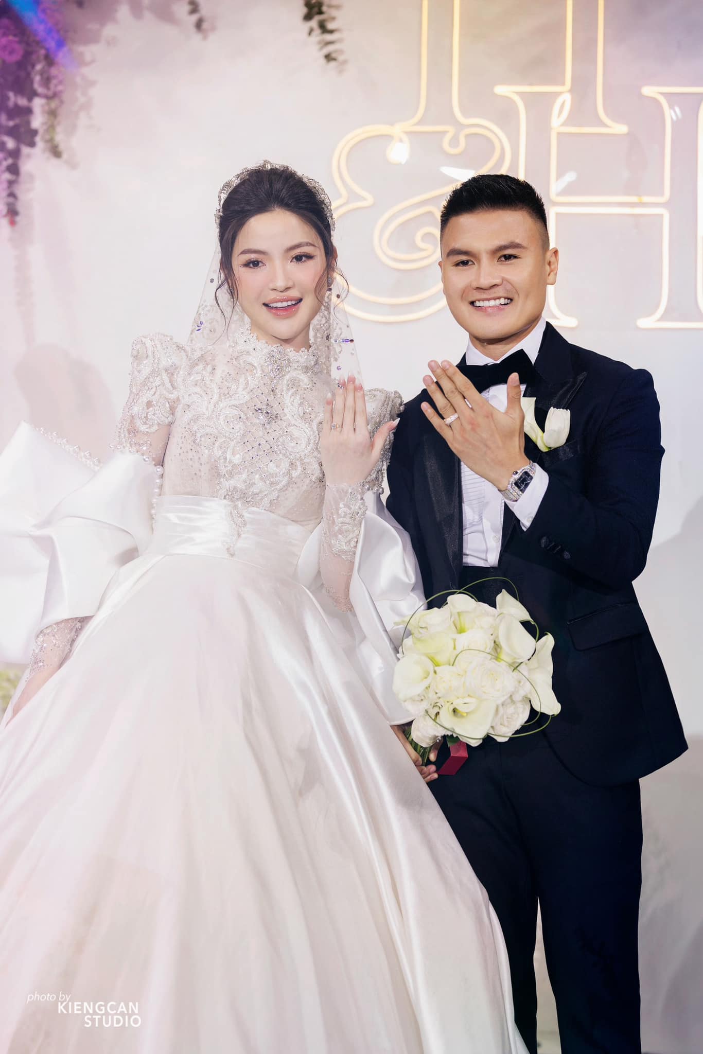 Chu Thanh Huyền và Doãn Hải My bất ngờ "đụng hàng", ai mặc đẹp hơn? - Ảnh 9. Chu Thanh Huyền và Doãn Hải My bất ngờ "đụng hàng", ai mặc đẹp hơn? - Ảnh 9.