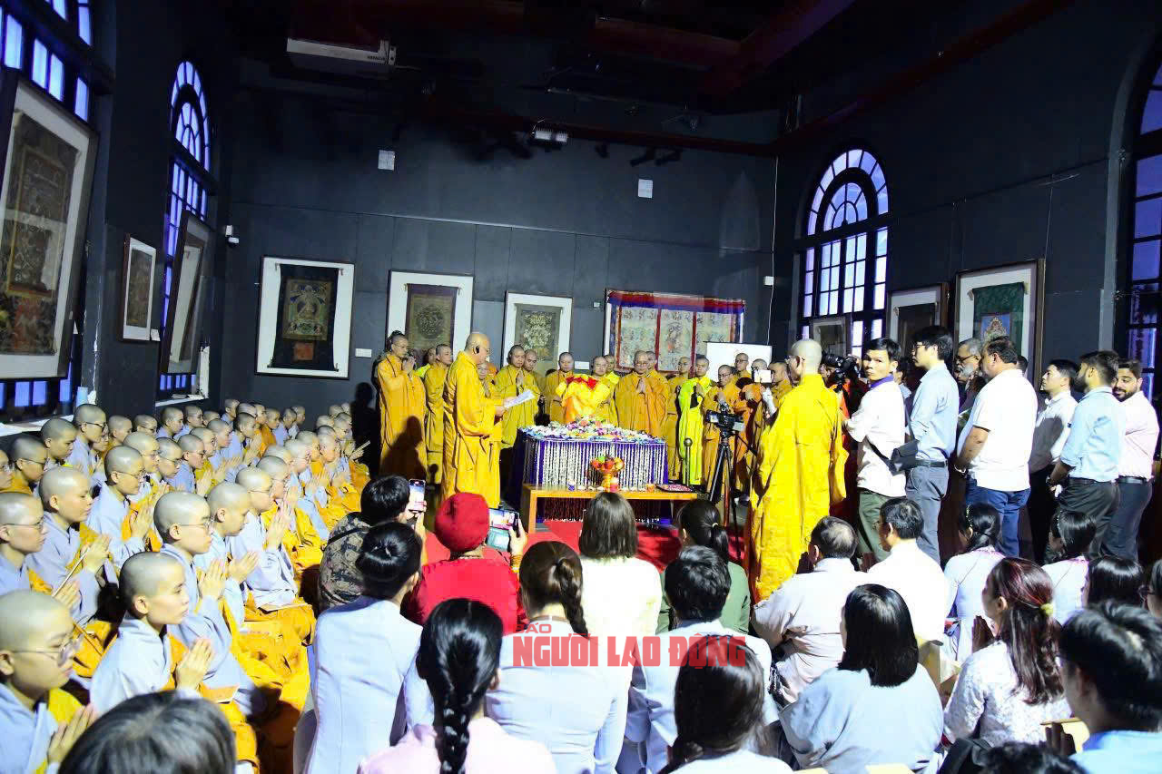 Xá lợi Đức Phật đang chuẩn bị lên máy bay từ Ấn Độ đến Việt Nam- Ảnh 3.