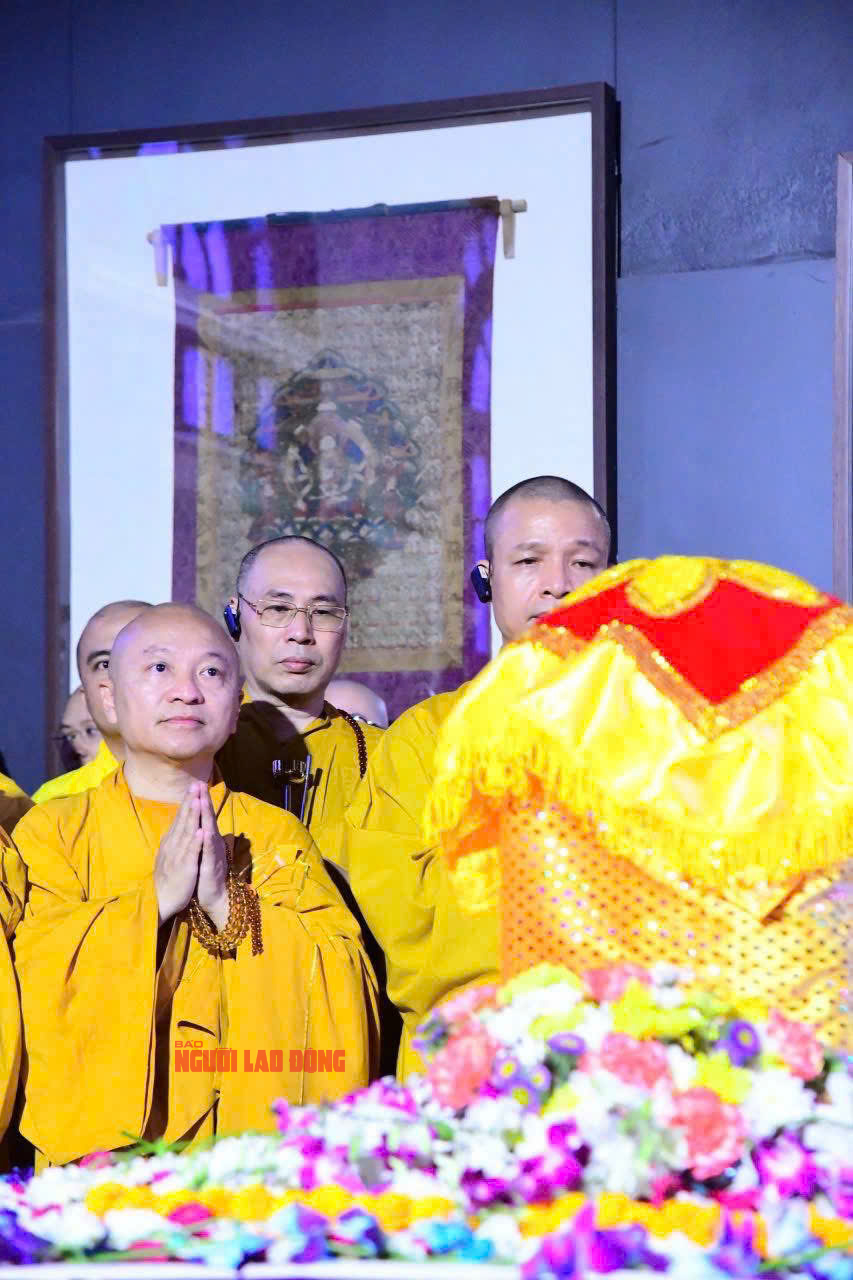 Xá lợi Đức Phật đang chuẩn bị lên máy bay từ Ấn Độ đến Việt Nam- Ảnh 5.