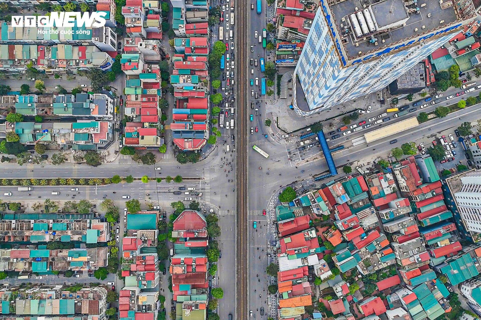 Dự án cầu vượt Lê Trọng Tấn gần 880 tỷ giải cứu ùn tắc giao thông phía Tây Hà Nội - Ảnh 4.