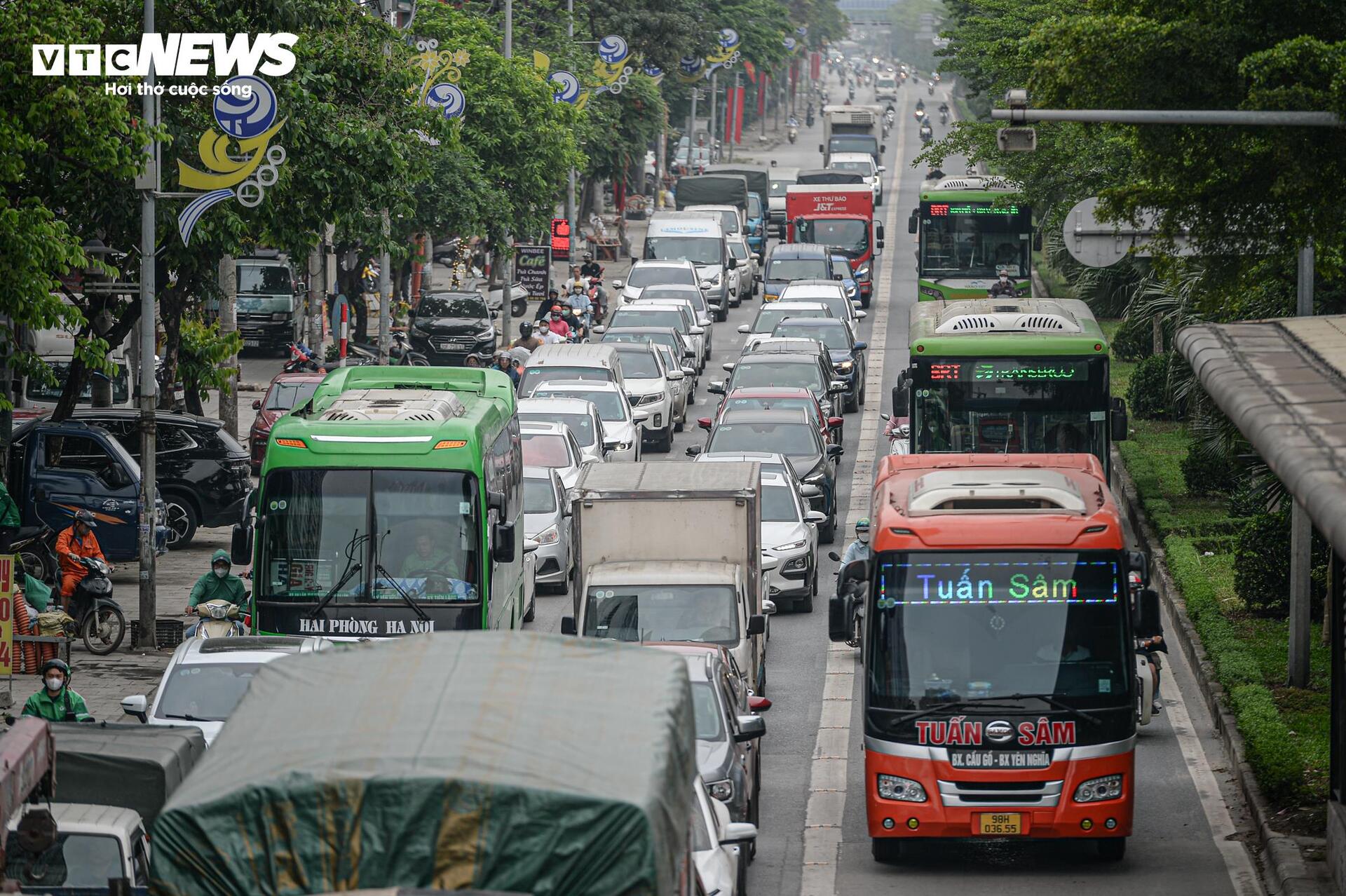 Dự án cầu vượt Lê Trọng Tấn gần 880 tỷ giải cứu ùn tắc giao thông phía Tây Hà Nội - Ảnh 6.