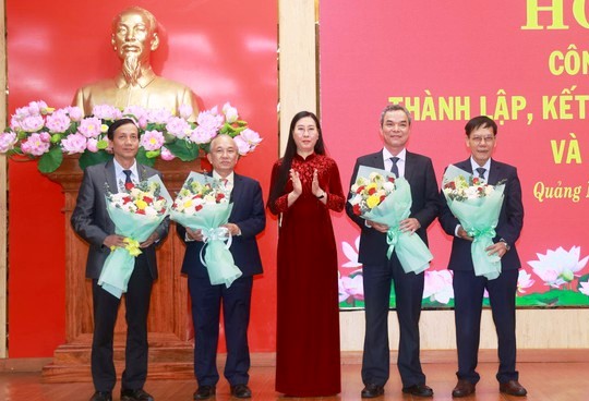 Quảng Ngãi có lãnh đạo nhận gần 2,8 tỉ khi nghỉ hưu trước tuổi- Ảnh 1. Quảng Ngãi có lãnh đạo nhận gần 2,8 tỉ khi nghỉ hưu trước tuổi- Ảnh 1.
