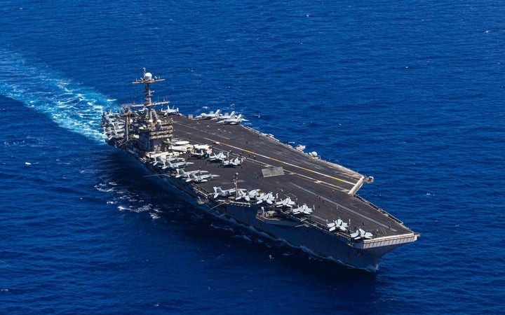 Tàu sân bay lộ 'vết sẹo 8 tháng chưa lành' - Ông Trump phát biểu ngay phía trước: Hải quân Mỹ nói sao?- Ảnh 3. Liên tiếp mất 3 tiêm kích, siêu tàu sân bay Mỹ rút khỏi biển Đỏ