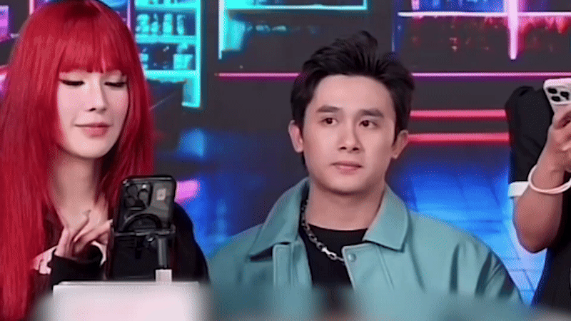 Diệp Lâm Anh và tình trẻ xuất hiện chung trên sóng livestream, bị soi có thái độ khác lạ - Ảnh 1. Diệp Lâm Anh và tình trẻ xuất hiện chung trên sóng livestream, bị soi có thái độ khác lạ - Ảnh 1.
