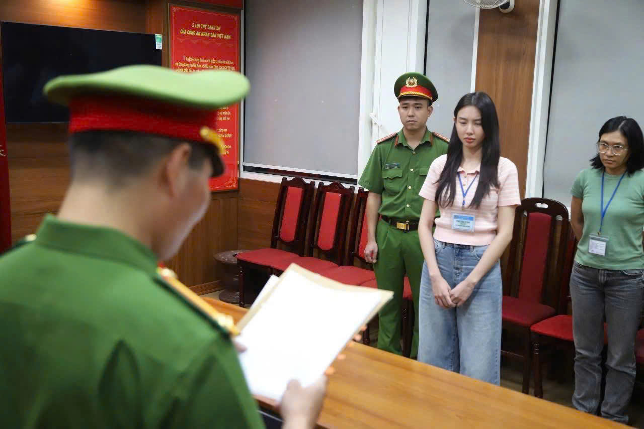 Bộ Công an khám xét nơi ở của hoa hậu Thùy Tiên - Ảnh 2.