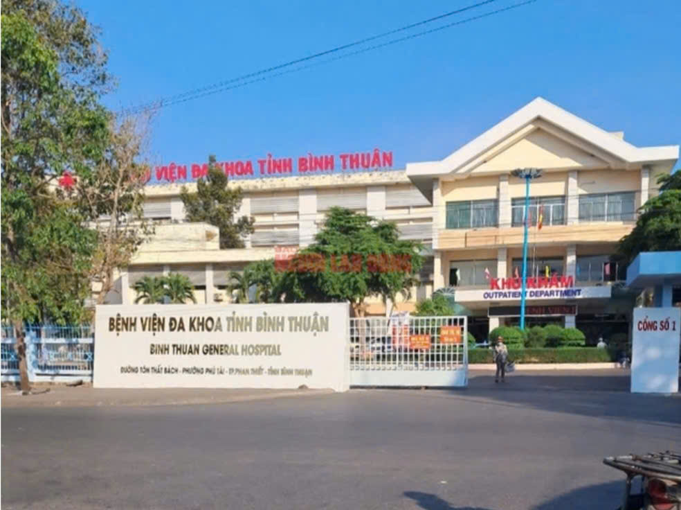 Bệnh viện đa khoa và CDC Bình Thuận bị khởi tố liên quan kit test Việt Á - Ảnh 1.