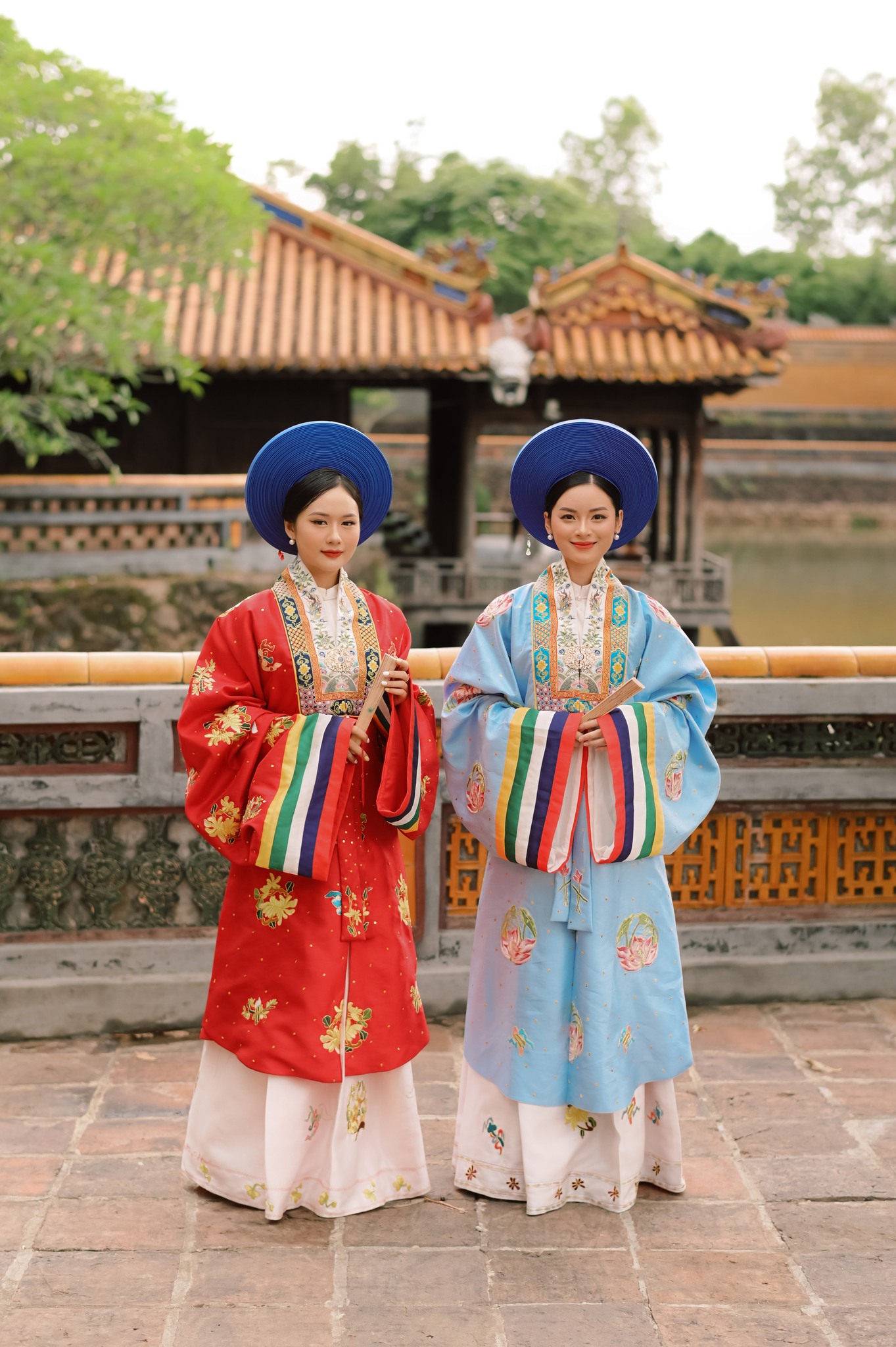 Khách Tây tham gia hoạt động ở Hoàng thành Thăng Long, nhận xét: "Ở Mỹ chúng tôi không thể làm điều này" - Ảnh 6.