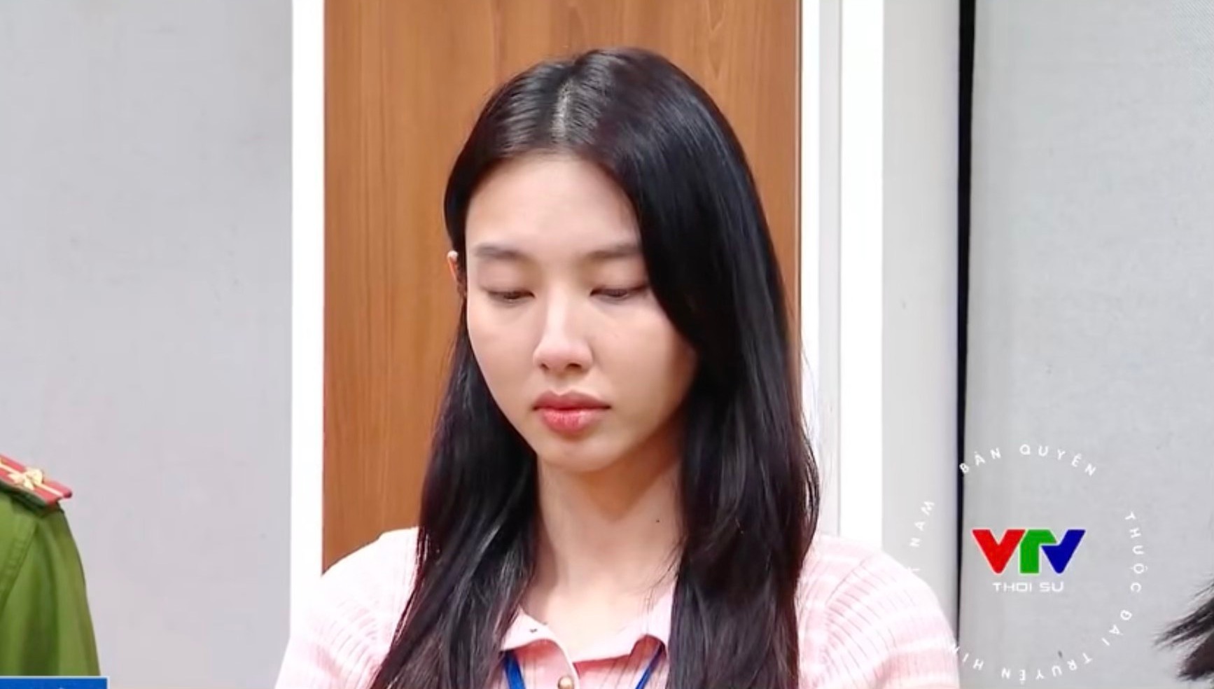 B&ecirc;n trong căn hộ vừa bị kh&aacute;m x&eacute;t của Hoa hậu Thuỳ Ti&ecirc;n- Ảnh 1.