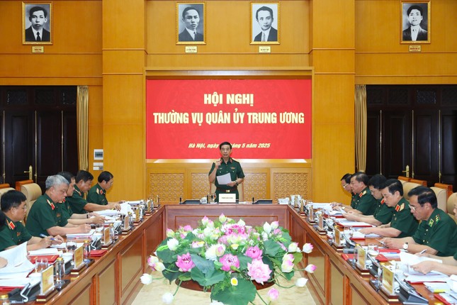 Quân ủy trung ương thảo luận về quân sự , Quốc phòng và nhiệm vụ quan trọng - Ảnh 1.
