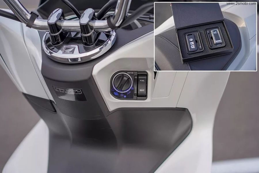 Đánh giá sâu về Honda PCX 2025: Thiết kế trẻ trung, công nghệ thông minh và hiệu suất ổn định- Ảnh 5. Đánh giá sâu về Honda PCX 2025: Thiết kế trẻ trung, công nghệ thông minh và hiệu suất ổn định- Ảnh 5.