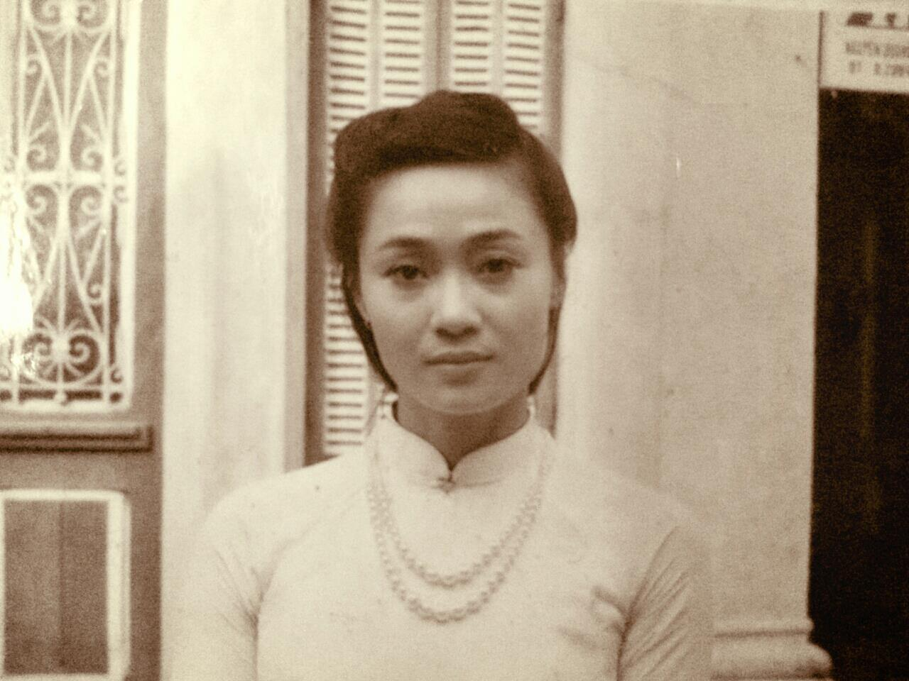 Mỹ nhân có đôi mắt buồn nhất Việt Nam: Trầm cảm suốt 13 năm, U50 mà body bén như thiếu nữ - Ảnh 1.