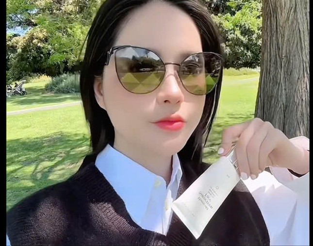 Cú trượt của người nổi tiếng và hệ lụy từ sai phạm quảng cáo trên mạng xã hội - Ảnh 2.