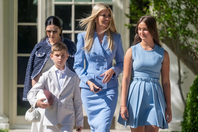 "Tiểu c&ocirc;ng ch&uacute;a Nh&agrave; Trắng" dạo n&agrave;y: Con g&aacute;i Ivanka Trump mỗi lần xuất hiện l&agrave; một lần tỏa s&aacute;ng- Ảnh 3.