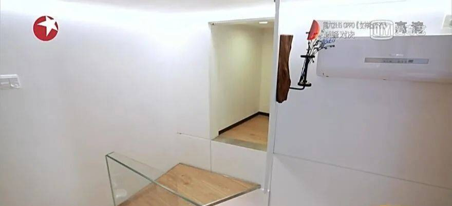 4 thành viên sống trong căn hộ 15m² phơi bày sự thật đáng sợ, diễn biến sau càng khiến người xem "nghẹt thở"! - Ảnh 7.