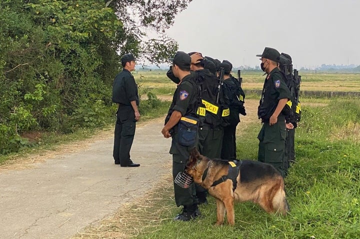 Nghi phạm giết người Quảng Trị Võ Thế Hùng bị truy tìm xuyên đêm chưa có kết quả - Ảnh 2.