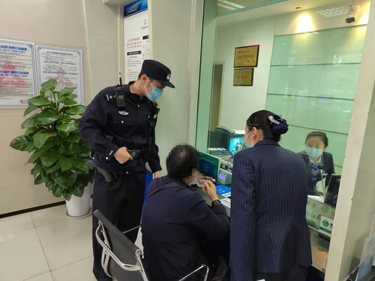 Người đàn ông qua đời nhưng bị ngân hàng đòi nợ 180 triệu đồng - Ảnh 1.