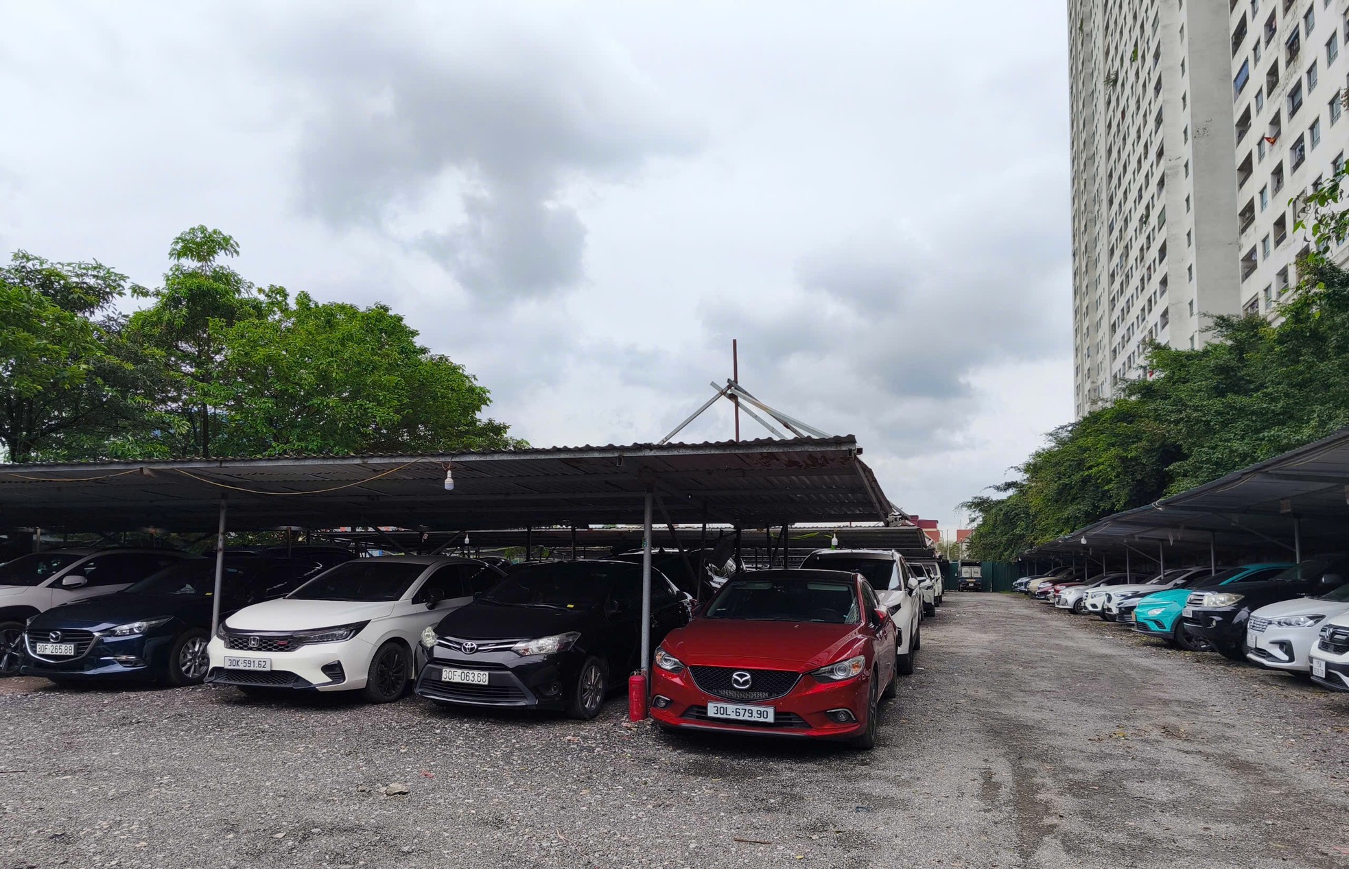Nhận hối lộ Hoàng Liệt: Bí thư và cán bộ phường bị khởi tố vì tham nhũng - Ảnh 14.