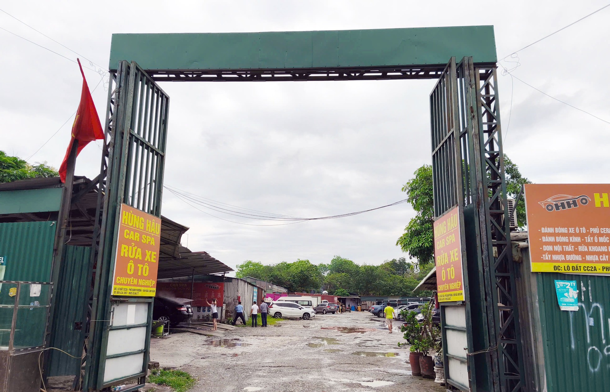 Nhận hối lộ Hoàng Liệt: Bí thư và cán bộ phường bị khởi tố vì tham nhũng - Ảnh 2.
