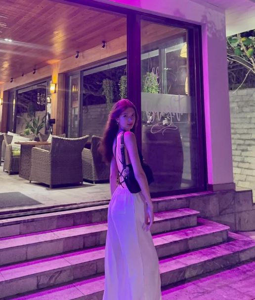 Em gái “chân dài” của Đặng Văn Lâm lộ mặt mộc cam thường vẫn xinh như búp bê, nhìn góc nghiêng mới thấy đỉnh chóp- Ảnh 2. Em gái “chân dài” của Đặng Văn Lâm lộ mặt mộc cam thường vẫn xinh như búp bê, nhìn góc nghiêng mới thấy đỉnh chóp- Ảnh 2.