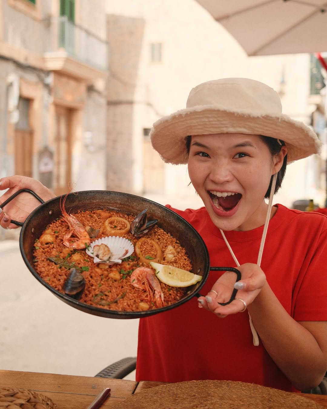 Đi Ấn Độ một mình, cô gái tiết lộ bảng giá "không tưởng": 6k/chai nước 1 lít, 15k/nải chuối, sốc nhất là giá tàu điện - Ảnh 21. Đi Ấn Độ một mình, cô gái tiết lộ bảng giá "không tưởng": 6k/chai nước 1 lít, 15k/nải chuối, sốc nhất là giá tàu điện - Ảnh 21.