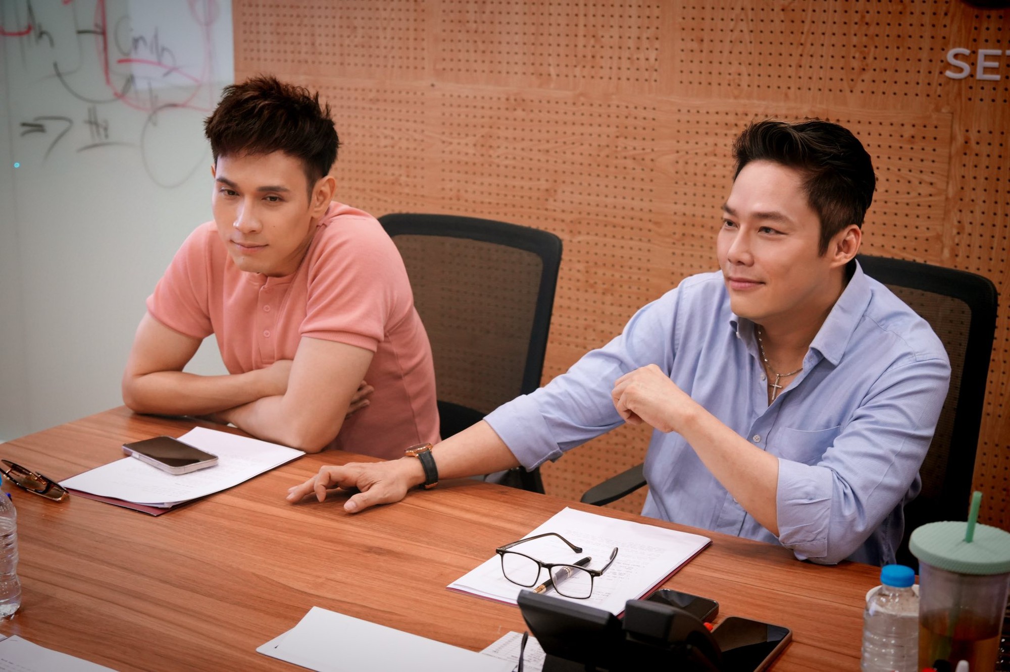 Ca sĩ Nguyên Vũ tìm diễn viên cho "Em đẹp em có quyền" - Ảnh 3. Ca sĩ Nguyên Vũ tìm diễn viên cho "Em đẹp em có quyền" - Ảnh 3.