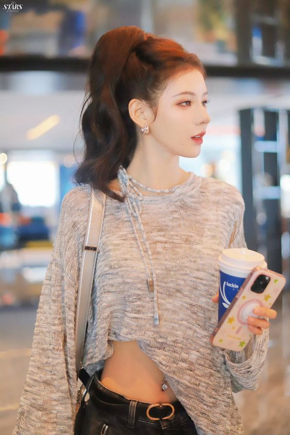 Mỹ nh&acirc;n được v&iacute; như "b&uacute;p b&ecirc; sống", từng ngồi ăn cũng g&acirc;y sốt nay &eacute;p c&acirc;n gầy đ&aacute;ng b&aacute;o động- Ảnh 15.