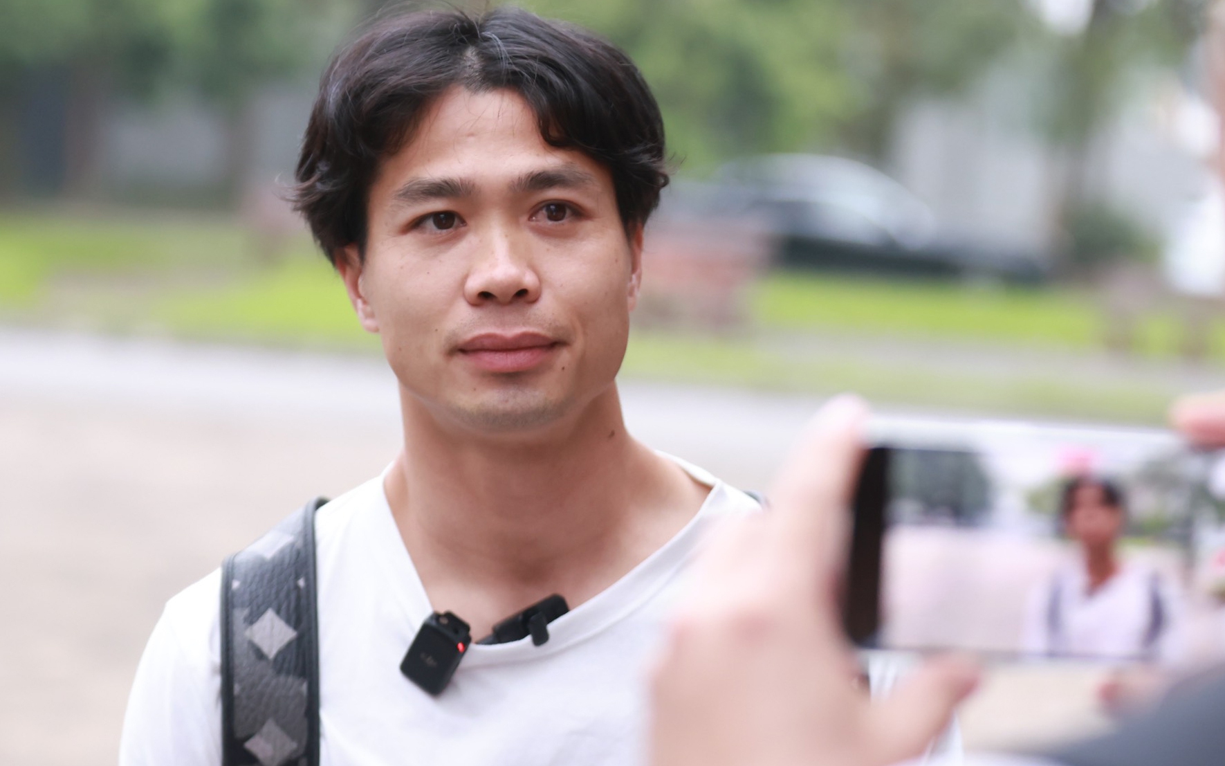 Công Phượng hé lộ kỉ niệm với thầy Kim: "Tôi cảm nhận được sự chân thành từ hành động đó" - Ảnh 2.