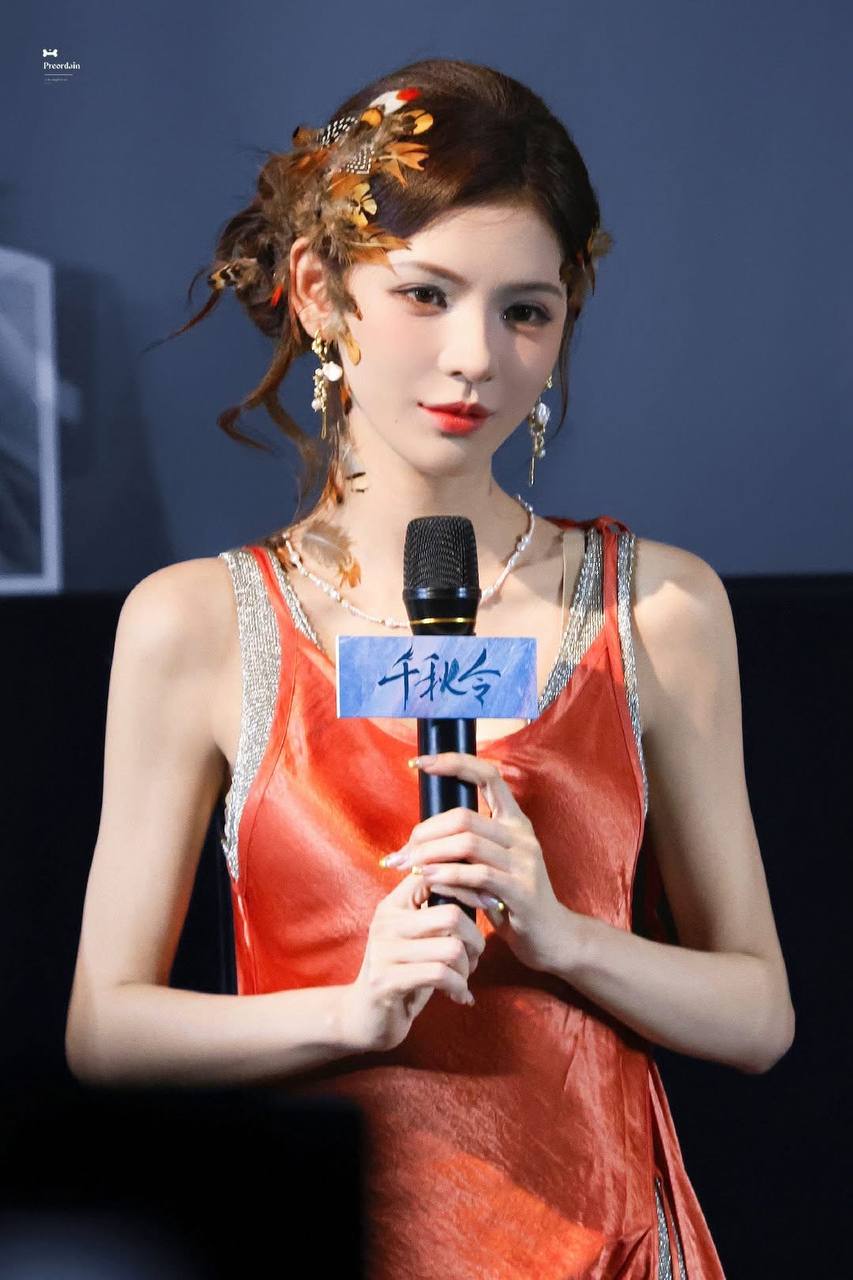 Mỹ nh&acirc;n được v&iacute; như "b&uacute;p b&ecirc; sống", từng ngồi ăn cũng g&acirc;y sốt nay &eacute;p c&acirc;n gầy đ&aacute;ng b&aacute;o động- Ảnh 5.