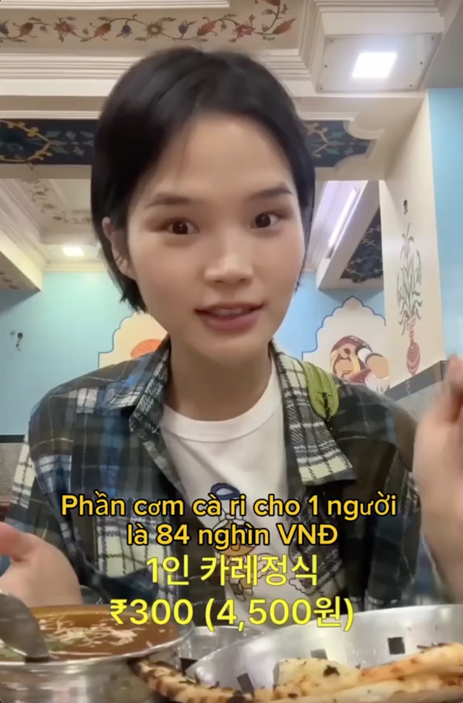 Đi Ấn Độ một mình, cô gái tiết lộ bảng giá "không tưởng": 6k/chai nước 1 lít, 15k/nải chuối, sốc nhất là giá tàu điện - Ảnh 6. Đi Ấn Độ một mình, cô gái tiết lộ bảng giá "không tưởng": 6k/chai nước 1 lít, 15k/nải chuối, sốc nhất là giá tàu điện - Ảnh 6.