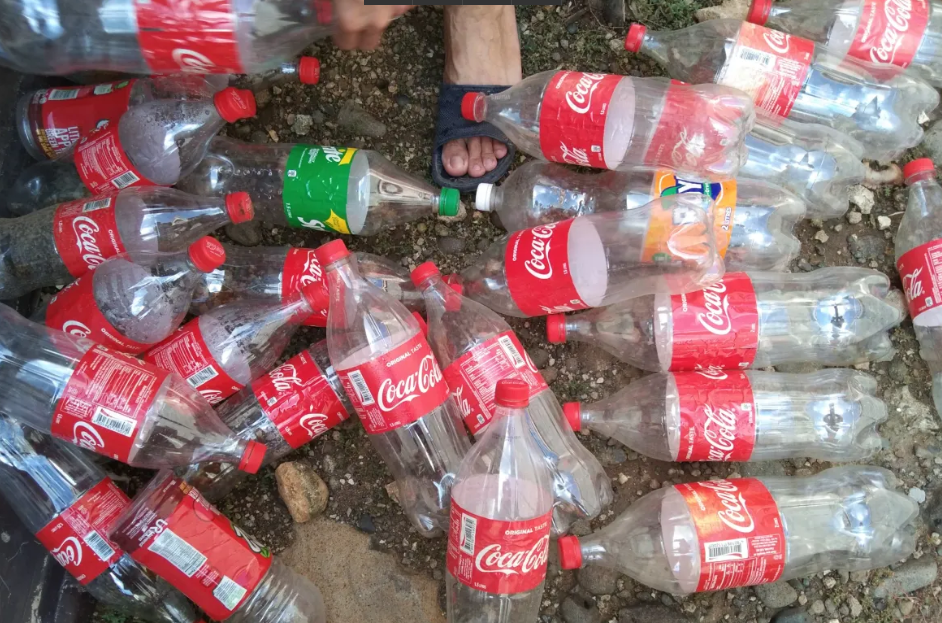Người tiêu dùng chỉ trích dữ dội Coca-Cola, kêu gọi tẩy chay toàn cầu - Ảnh 1.