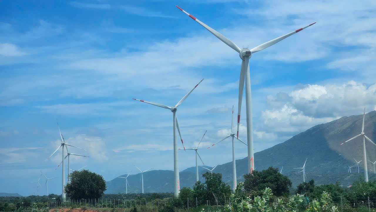 173 dự án điện gió, mặt trời đồng loạt "kêu cứu": Đề nghị giữ nguyên giá FIT- Ảnh 1. 173 dự án điện gió, mặt trời đồng loạt "kêu cứu": Đề nghị giữ nguyên giá FIT- Ảnh 1.