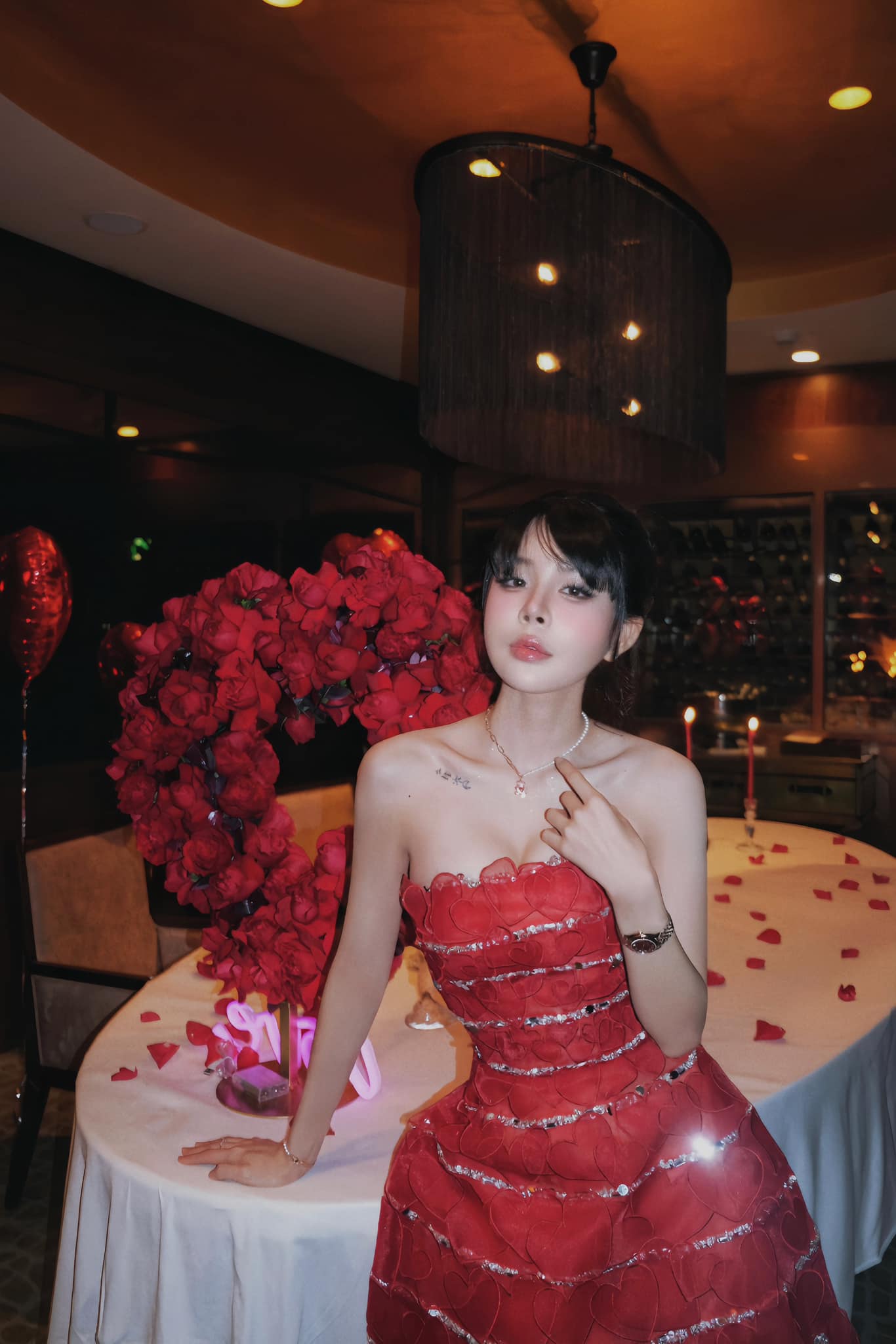 Lộ ảnh lúc chưa thẩm mỹ của bạn gái Văn Thanh, visual vẫn cực hot chuẩn tiểu thư xuất thân “trâm anh thế phiệt" - Ảnh 4.