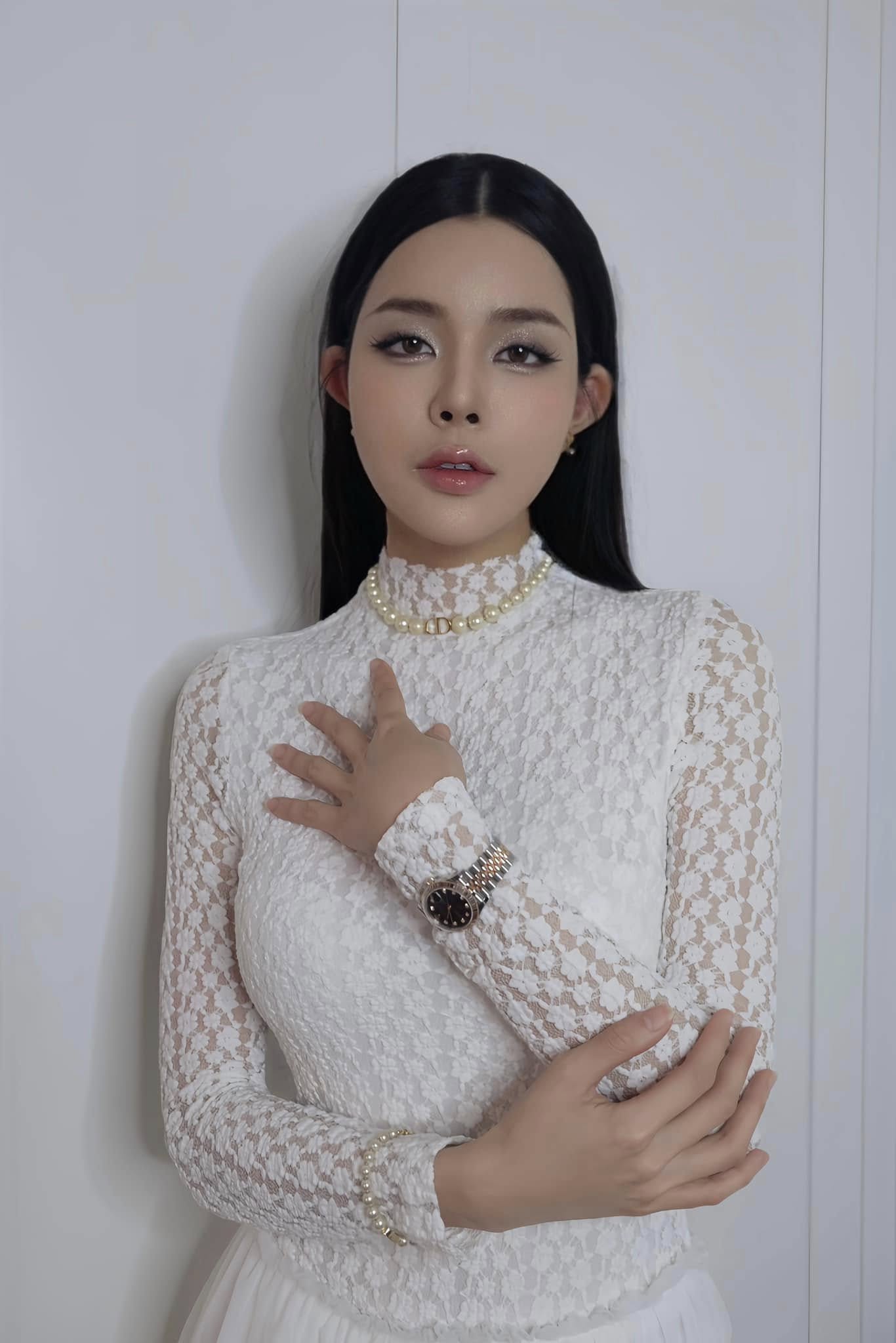 Lộ ảnh lúc chưa thẩm mỹ của bạn gái Văn Thanh, visual vẫn cực hot chuẩn tiểu thư xuất thân “trâm anh thế phiệt" - Ảnh 2.