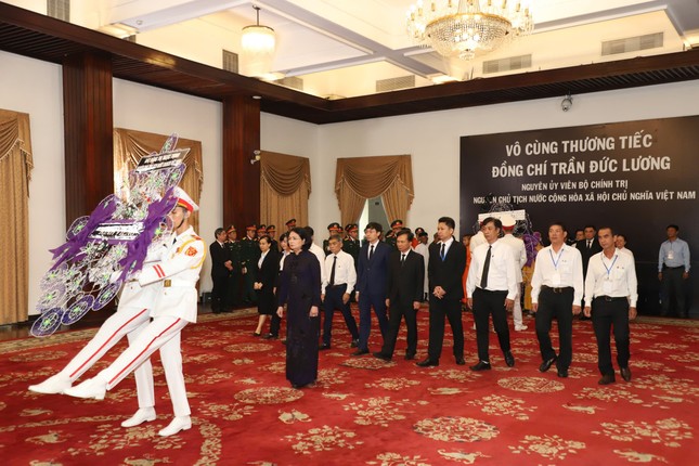 Lễ viếng nguyên Chủ tịch nước Trần Đức Lương - Ảnh 27.