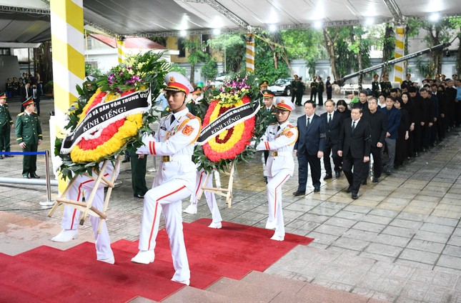 Lễ viếng nguyên Chủ tịch nước Trần Đức Lương - Ảnh 17.