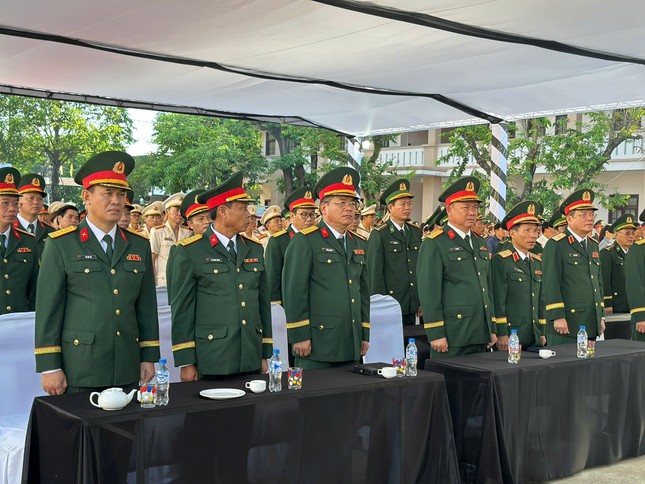 Lễ viếng nguyên Chủ tịch nước Trần Đức Lương - Ảnh 30.