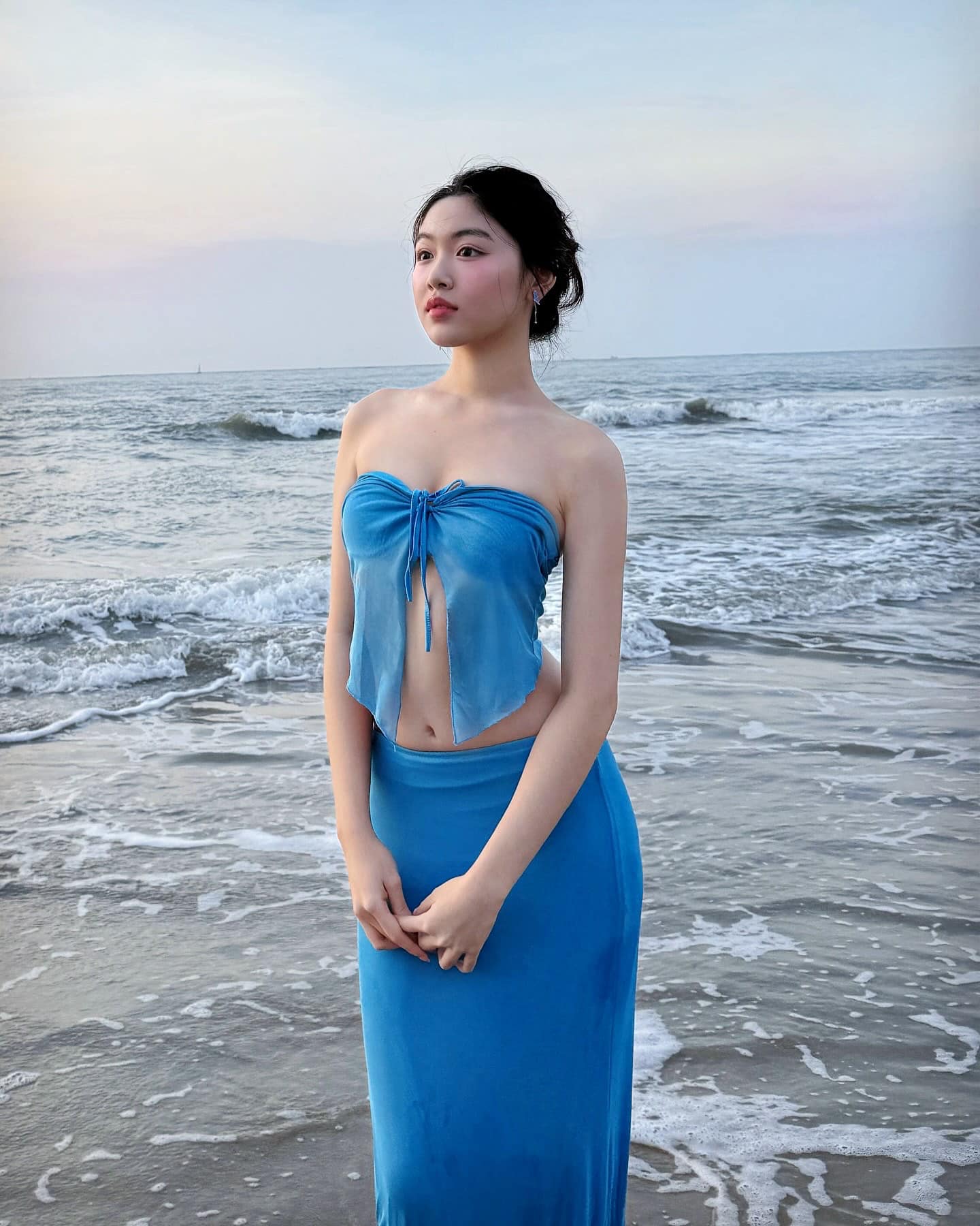 Màn thuyết trình của Lọ Lem: Tiếng Anh thì khỏi bàn nhưng thần thái này thì "không bắt chước được" - Ảnh 4. Màn thuyết trình của Lọ Lem: Tiếng Anh thì khỏi bàn nhưng thần thái này thì "không bắt chước được" - Ảnh 4.