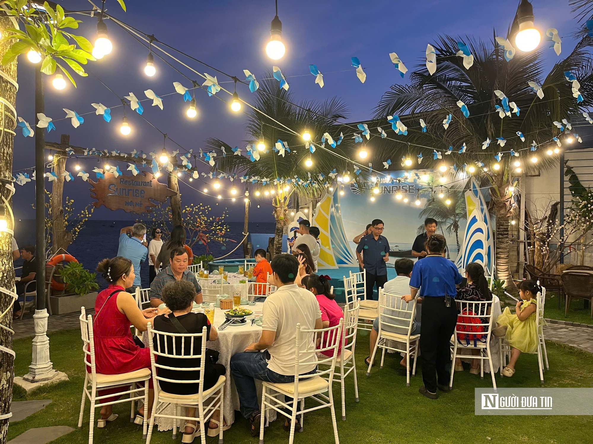 B&igrave;nh Thuận "bơm" sức sống cho ng&agrave;nh du lịch, đặt mục ti&ecirc;u 11 triệu lượt kh&aacute;ch năm 2025- Ảnh 3.