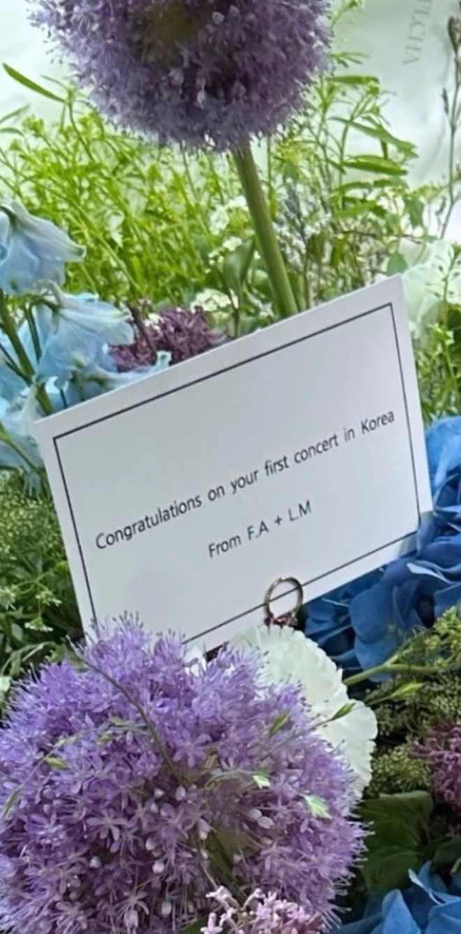 Đoạn video hé lộ biệt tài đẳng cấp của bạn trai Lisa, đã giàu còn giỏi cỡ này bảo sao đàng gái mê mệt- Ảnh 4. Đoạn video hé lộ biệt tài đẳng cấp của bạn trai Lisa, đã giàu còn giỏi cỡ này bảo sao đàng gái mê mệt- Ảnh 4.