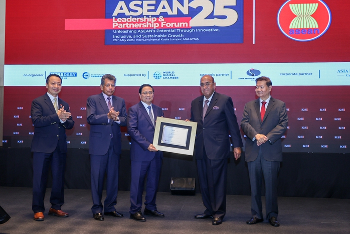 Thủ tướng Phạm Minh Chính là Nhà Lãnh đạo ASEAN tiêu biểu năm 2025- Ảnh 1. Thủ tướng Phạm Minh Chính là Nhà Lãnh đạo ASEAN tiêu biểu năm 2025- Ảnh 1.