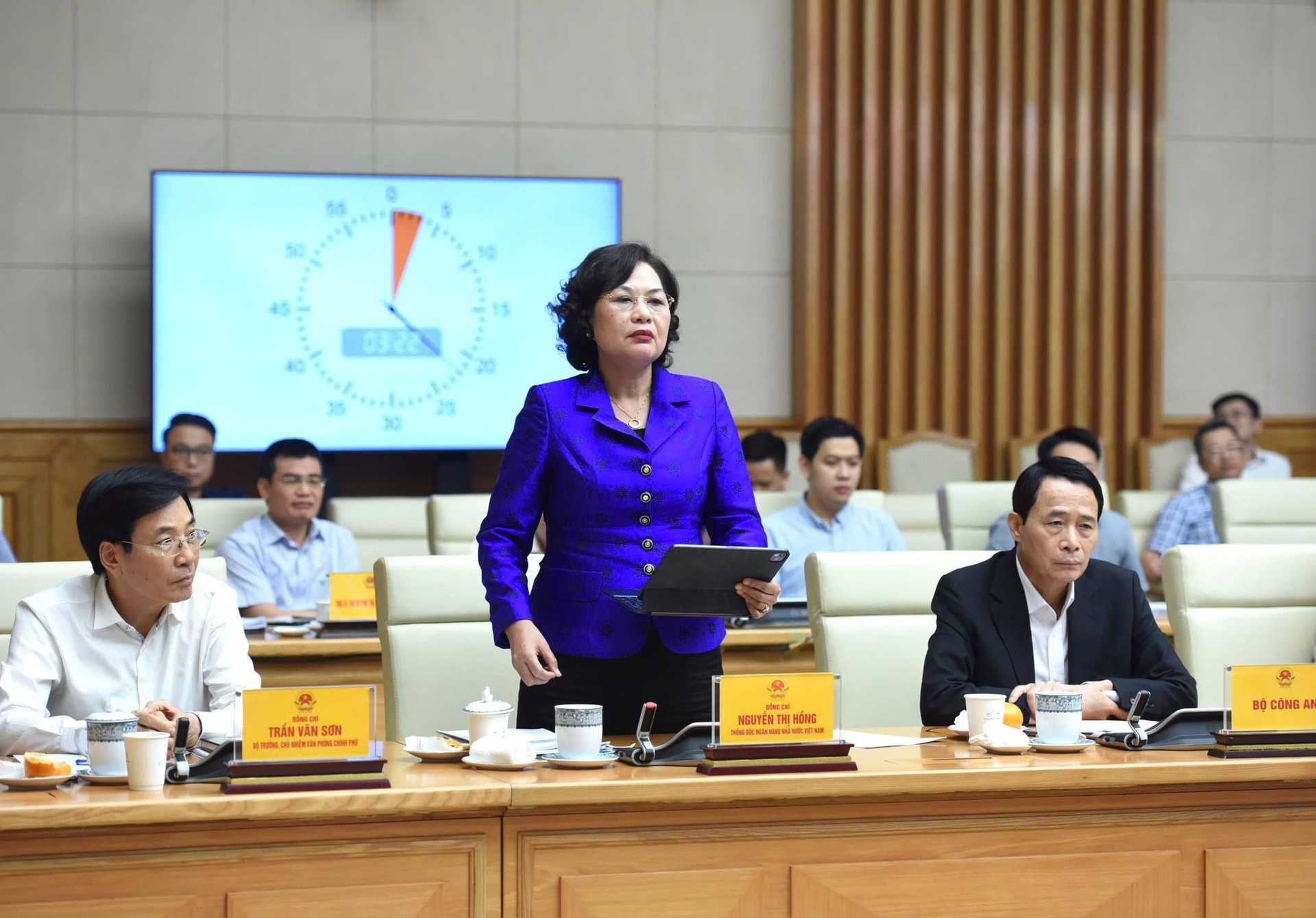 Việt Nam nghiên cứu hình thành sàn giao dịch vàng, người dân có thể được tự do mua bán - Ảnh 3. Việt Nam nghiên cứu hình thành sàn giao dịch vàng, người dân có thể được tự do mua bán - Ảnh 3.