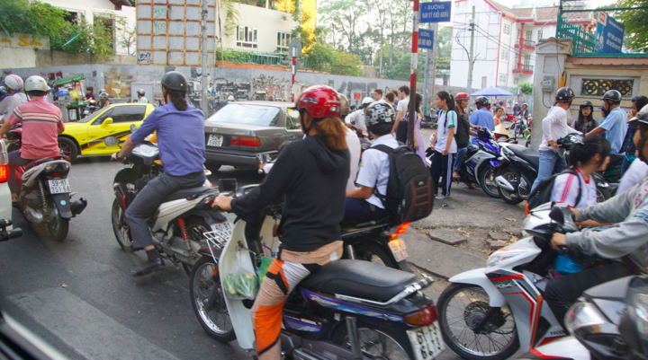 Chuyển đổi 400.000 xe m&aacute;y c&ocirc;ng nghệ sang xe điện: Băn khoăn từ người trong cuộc - Ảnh 3.