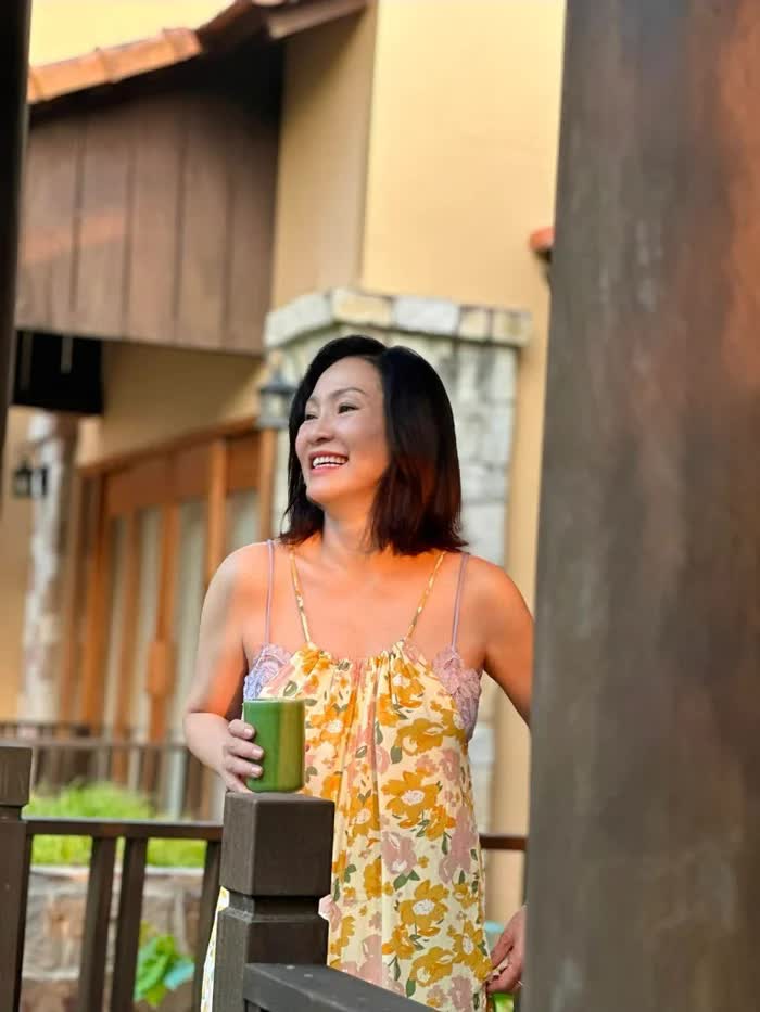 Chân dung nữ nghệ sĩ Việt bị trách lấy chồng lần 2 ở tuổi 63 mà không mời, phải vội lên tiếng- Ảnh 2.