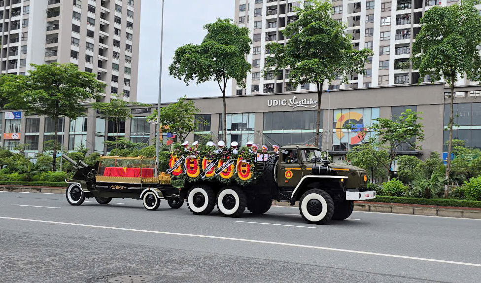 Trọng thể Lễ truy điệu nguyên Chủ tịch nước Trần Đức Lương - Ảnh 5.