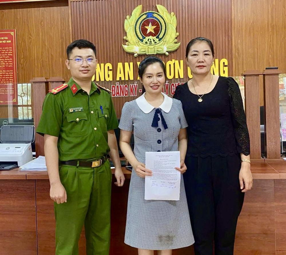 Người phụ nữ Hà Tĩnh báo Công an khi nhận 1 , 5 tỷ đồng chuyển nhầm trong tài khoản - Ảnh 1. Người phụ nữ Hà Tĩnh báo Công an khi nhận 1 , 5 tỷ đồng chuyển nhầm trong tài khoản - Ảnh 1.