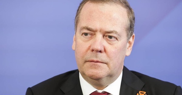 Mỹ "im lặng", Ukraine lên án – Ông Trump cảnh báo về "sự sụp đổ" của Nga - Ảnh 2.