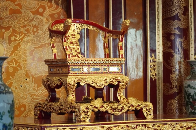 Làm rõ trách nhiệm vụ phá họai ngai vàng triều Nguyễn tại điện thái hòa , Huế - Ảnh 3.