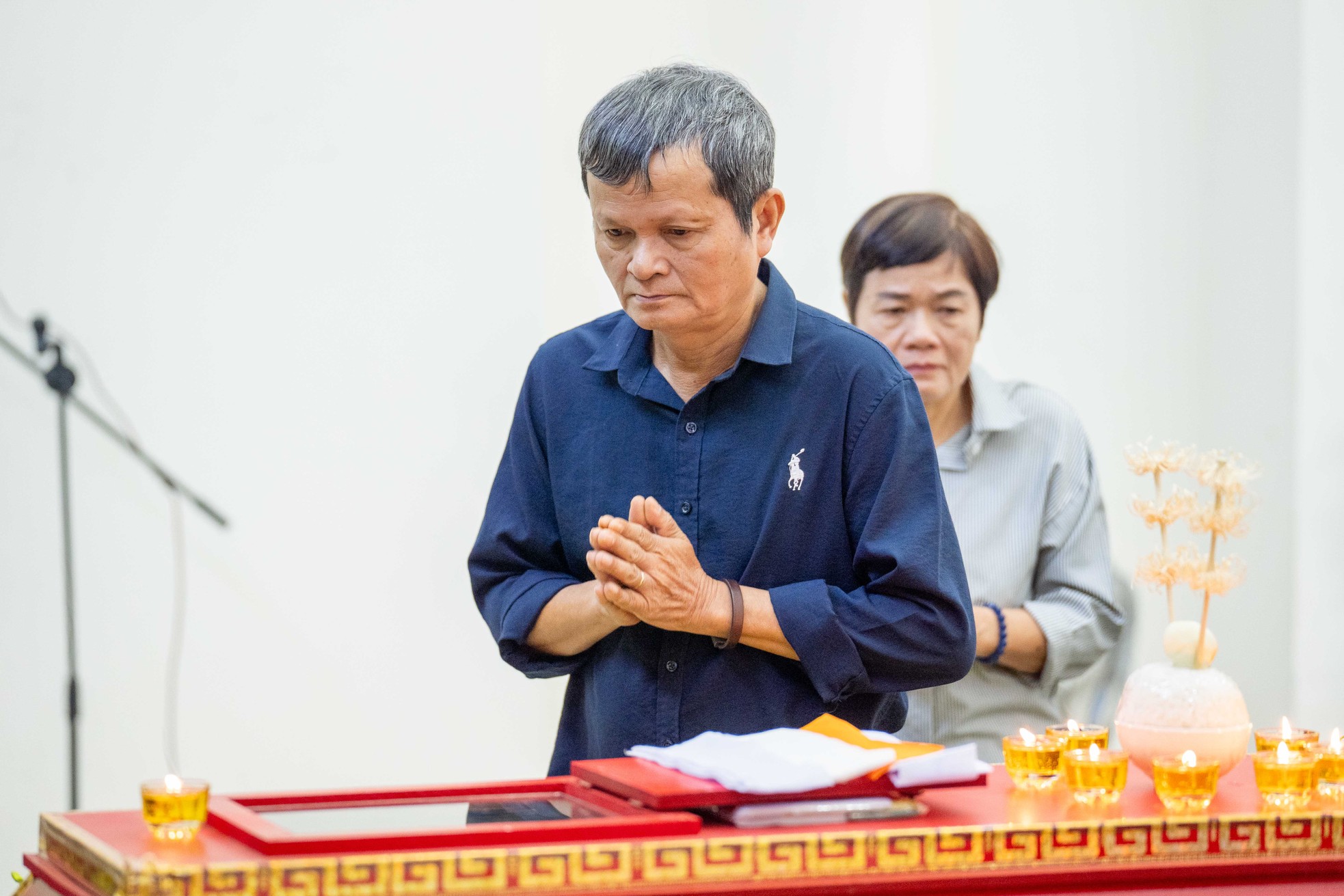 NSND Như Quỳnh, Bùi Bài Bình tiễn biệt NSƯT Mai Châu - Ảnh 5.