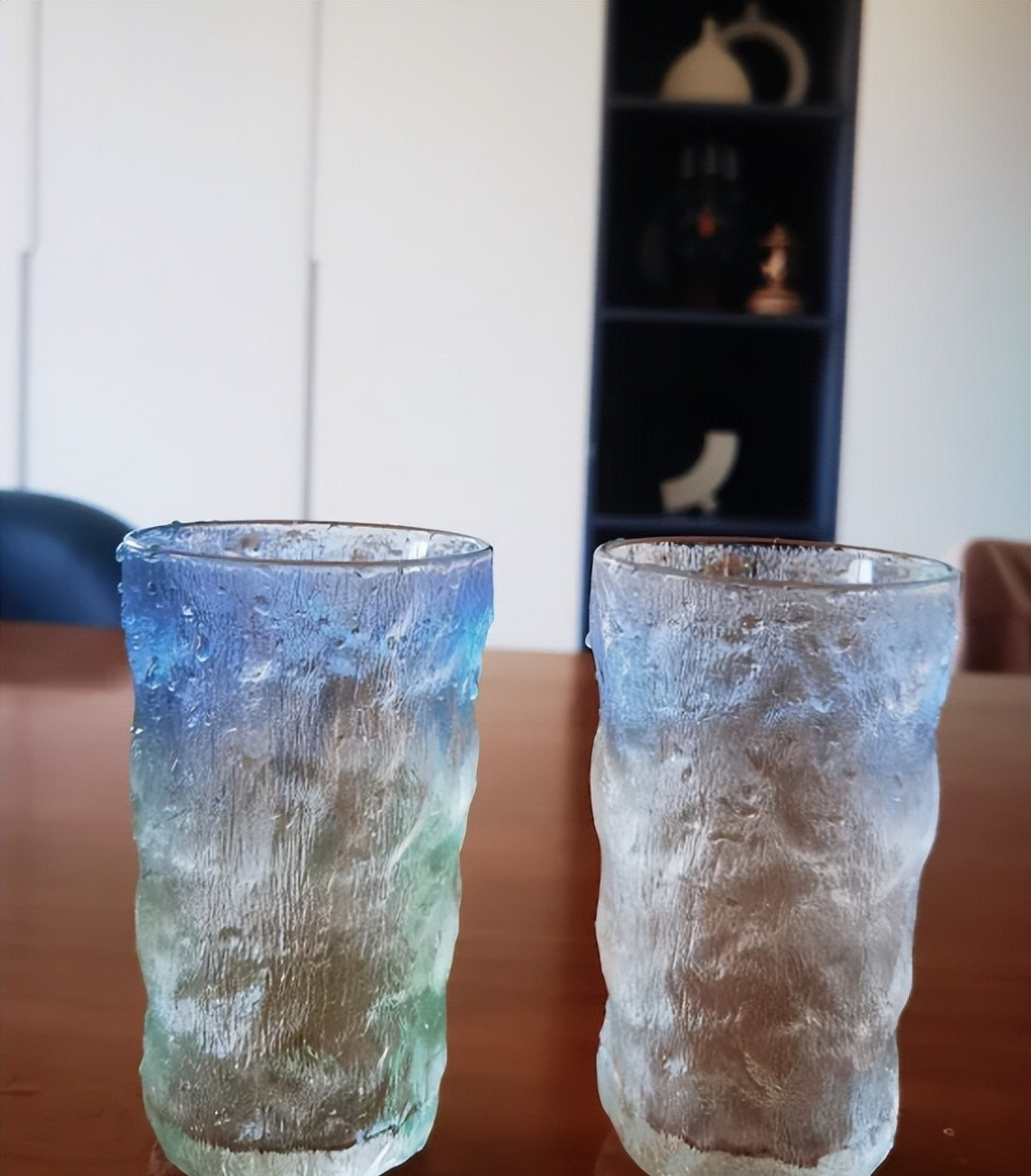4 loại cốc đẹp mã nhưng độc hại, tôi đau khổ nhận ra nhà mình có tất cả- Ảnh 2.